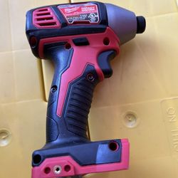 18 v impact milwaukee 