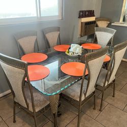 table and wine bar rack