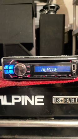 Alpine cd player old school no Bluetooth detachable face cde-121