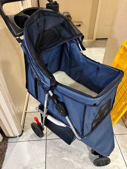 Dog stroller