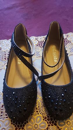 Girl shoes