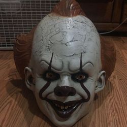 PennyWise mask by Trick Or Treat Studios 