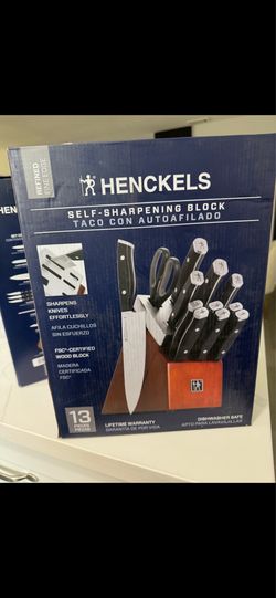 Henckels Refined 13-Piece Self-Sharpening Knife Block Set