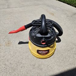 Stinger Wet/Dry Vac