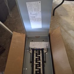 Circuit Breaker 200 amp 18 circuit