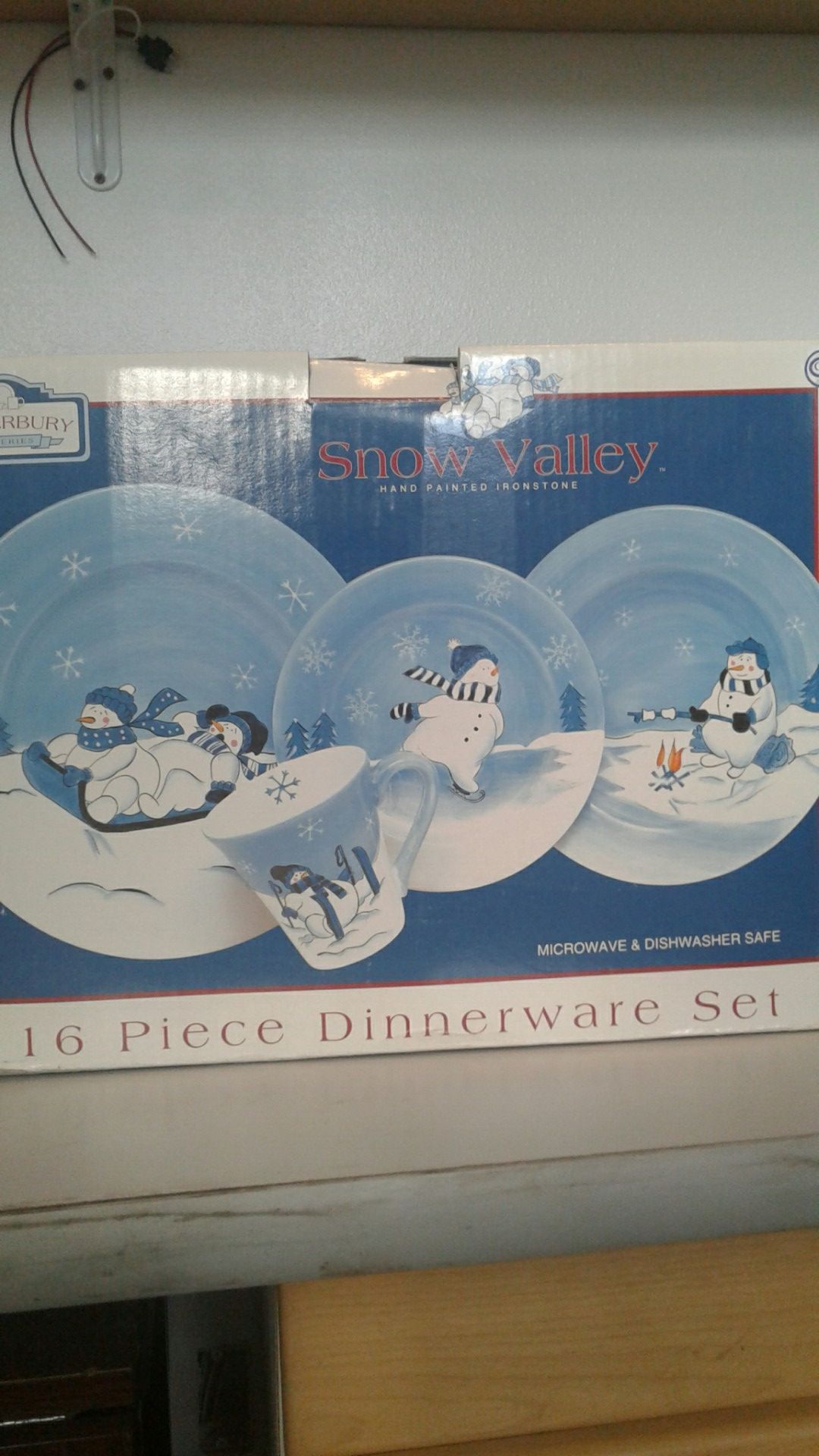 Winter hand painted ironstone dinnerware 16 piece