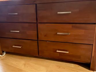 Dresser-wood