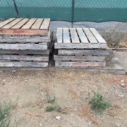 Wood pallets