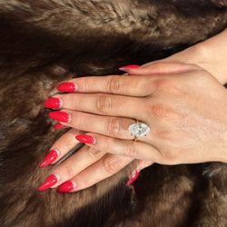 Exquisite  6carat  Oval  LGD Flawless Diamond