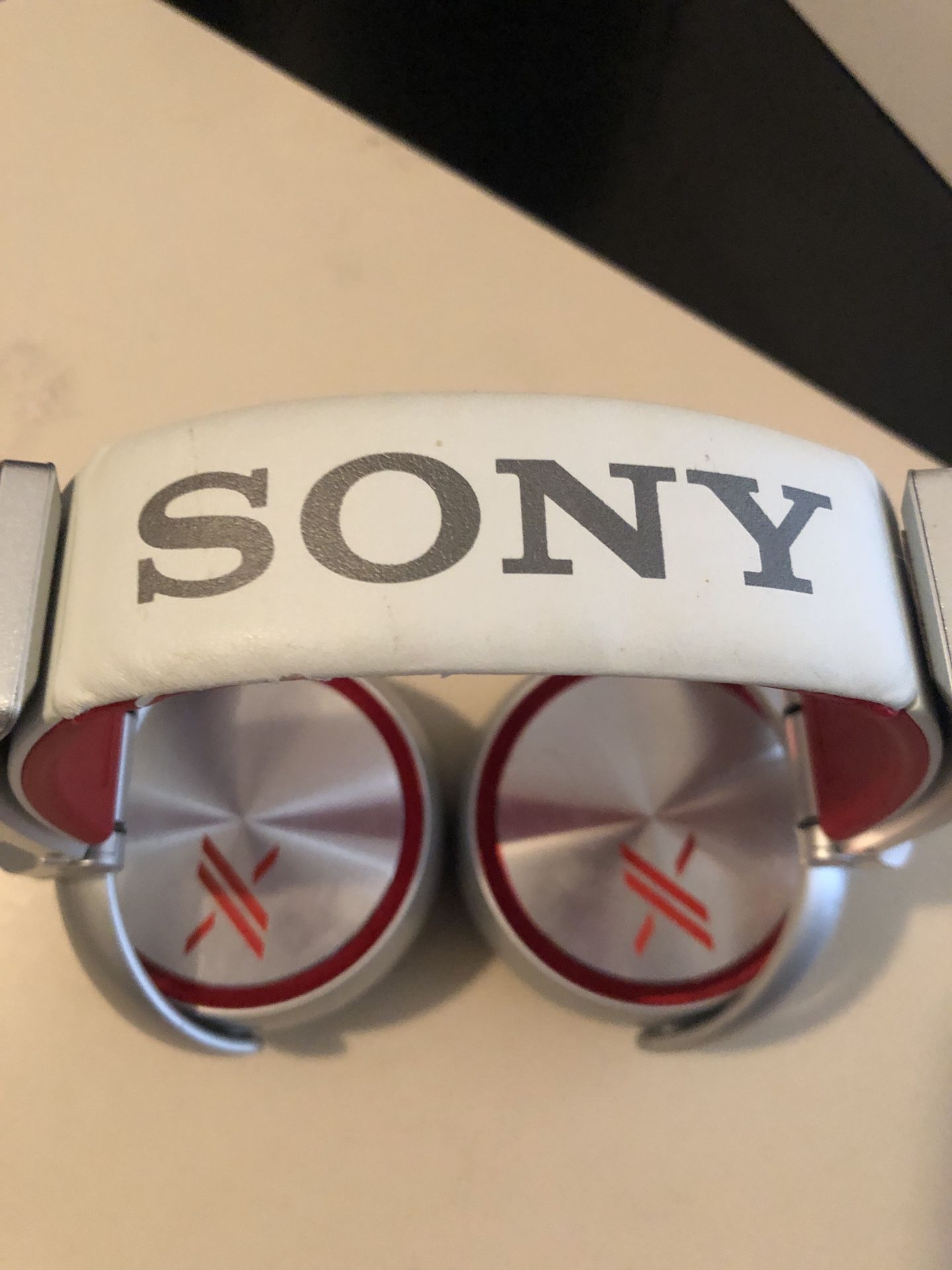 Sony MDRX10 headphones (xfactor)