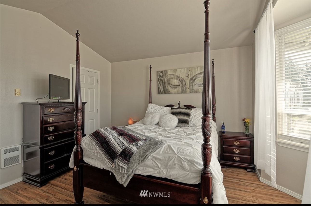 Queen Size Bedroom Set Solid Wood