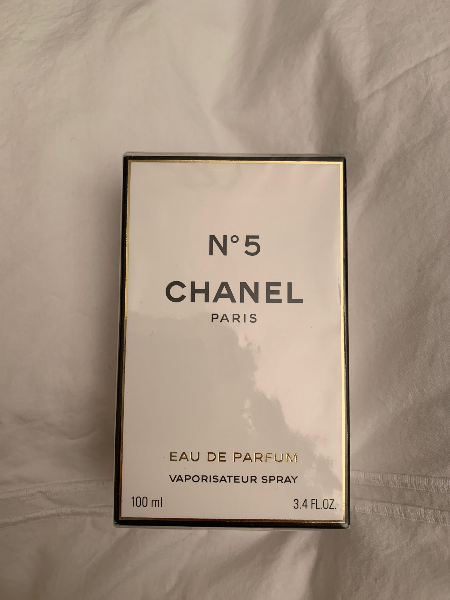 New Chanel N5 never used woman perfume