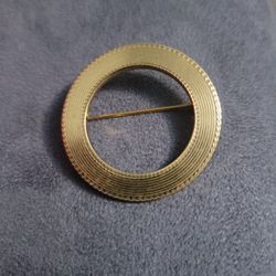 Vintage Monet Gold Tone Brooch Pin