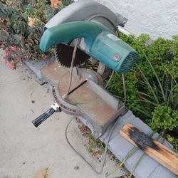 Makita Miter Saw 