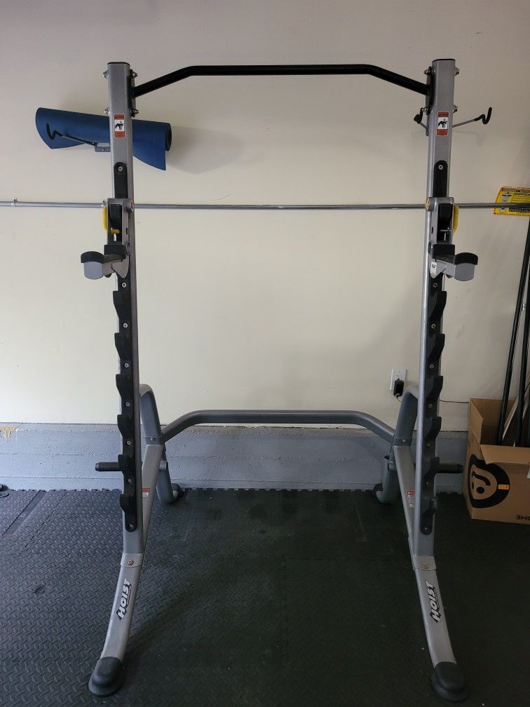 Hoist Squat Rack for $380 Firm (Walnut 91789)