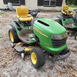 John Deere Riding Lawnmowers