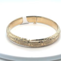 Bangle 10kt Yellow Gold 