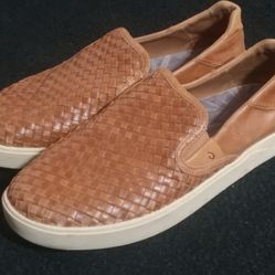 Olukai Mens Shoes Size 10.5