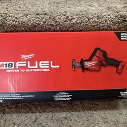 Milwaukee Fuel M18 Sawzall