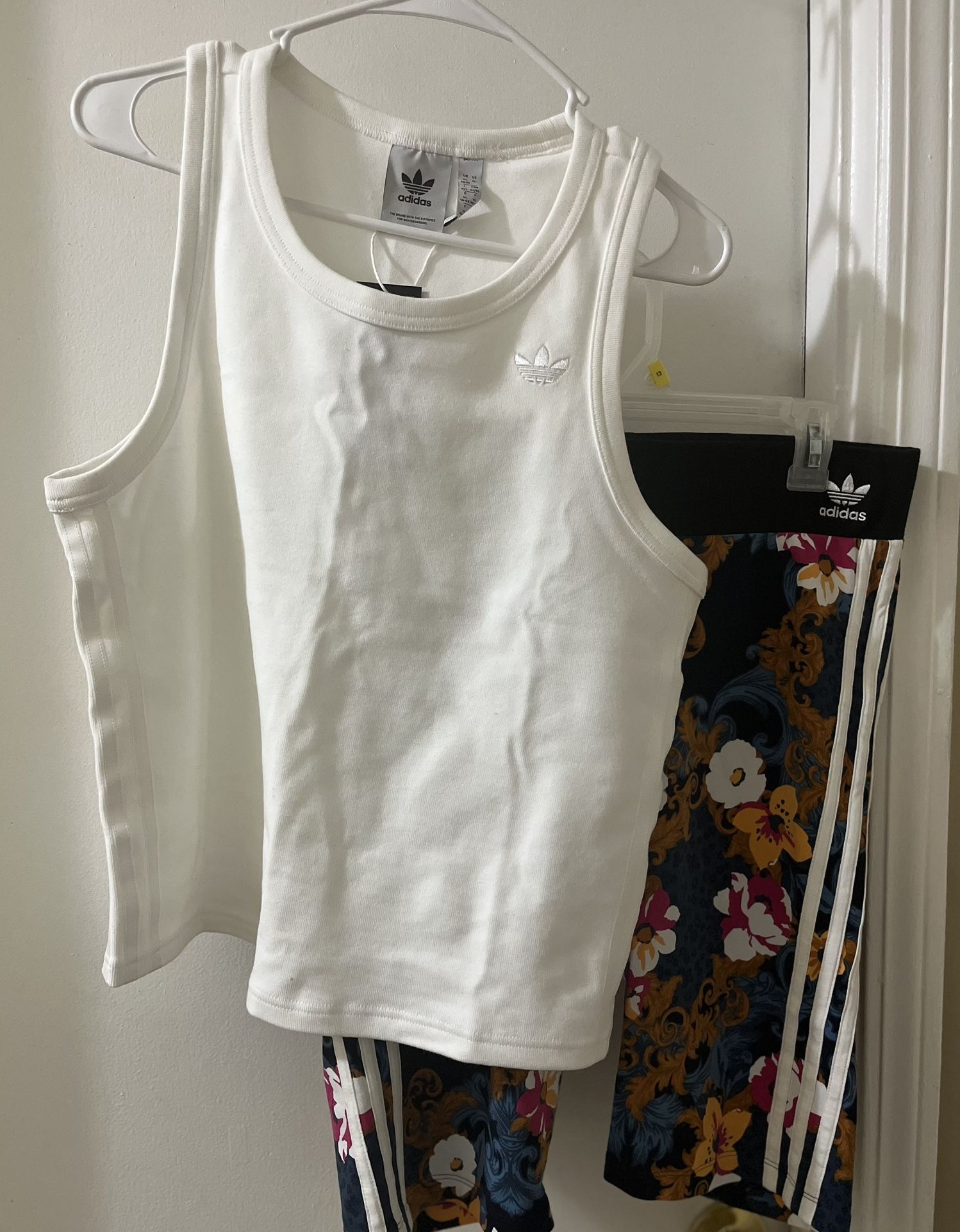 Woman’s ADIDAS TREFOIL SET (new Shirt)