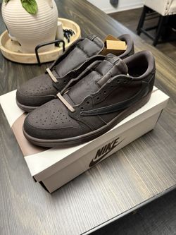 Jordan 1 Low Travis Scott Velvet Brown 