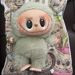 Selling Green Labubu For $50 Or Better Offer. Bought 2 Surprise Bags And Opened To Find The Cute Green One. Selling The Green One for $75. 