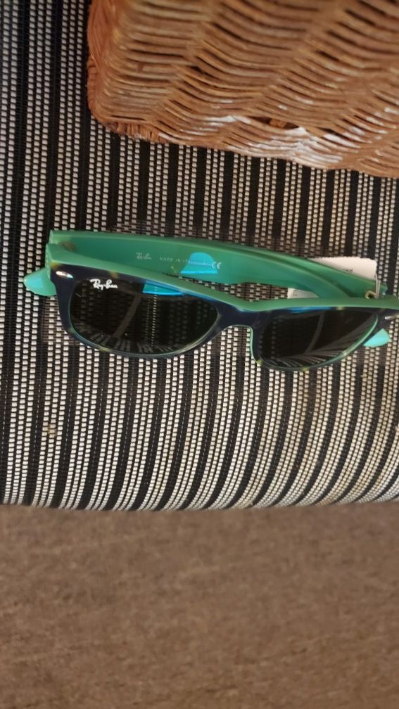 Free sun glasses if you buy any stuff from my page