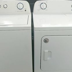 AMANA  WASHER AND DRYER SET 