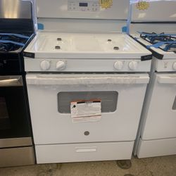 New Scratch And Dent GE Gas Stove 6 Months Warranty 