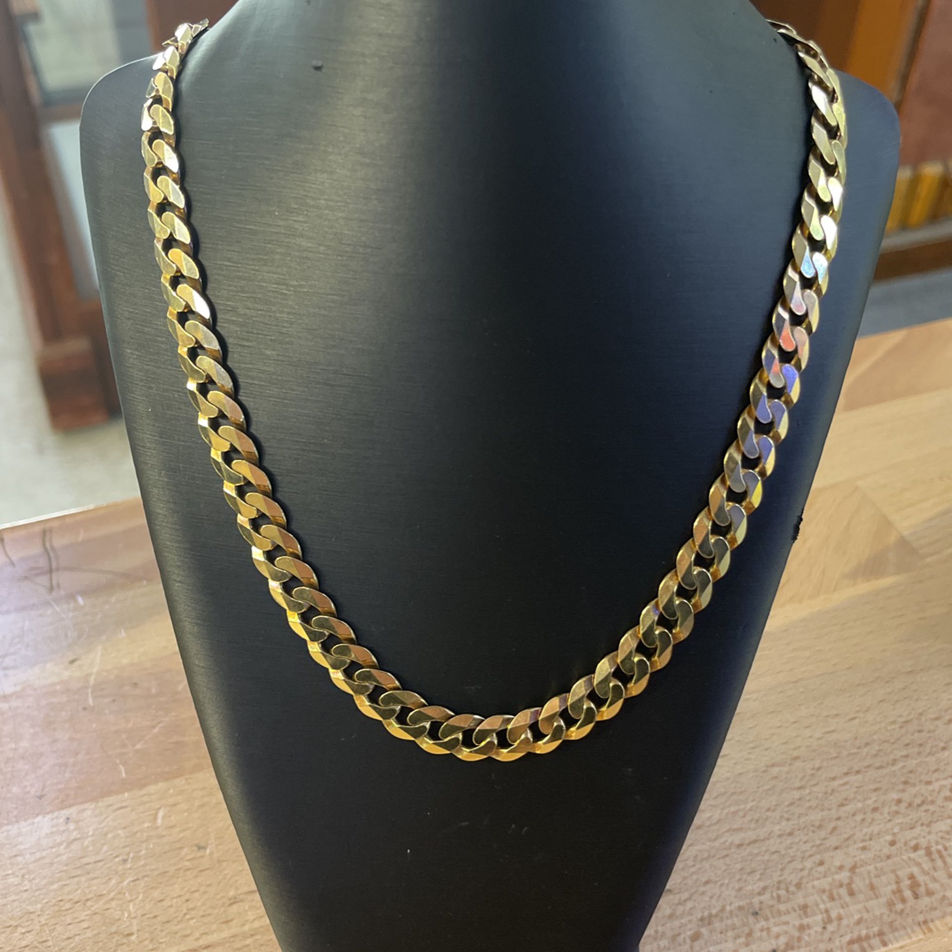 10K Solid Gold Curb Link Chain 