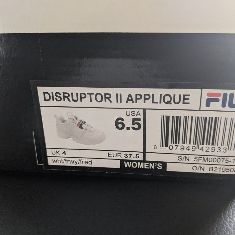 NEW Sneakers Women Size 6.5M Fila Disruptor