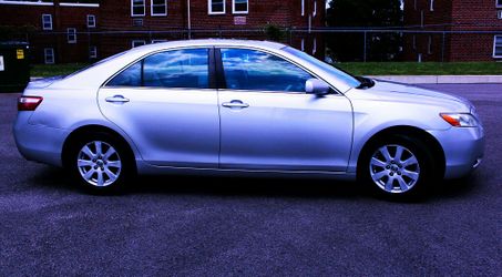 2009 Toyota Camry good car
