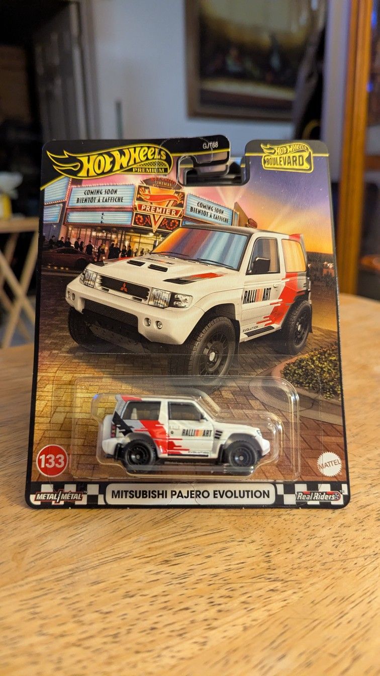Hot Wheels Boulevard Mitsubishi Pajero Evolution #133
