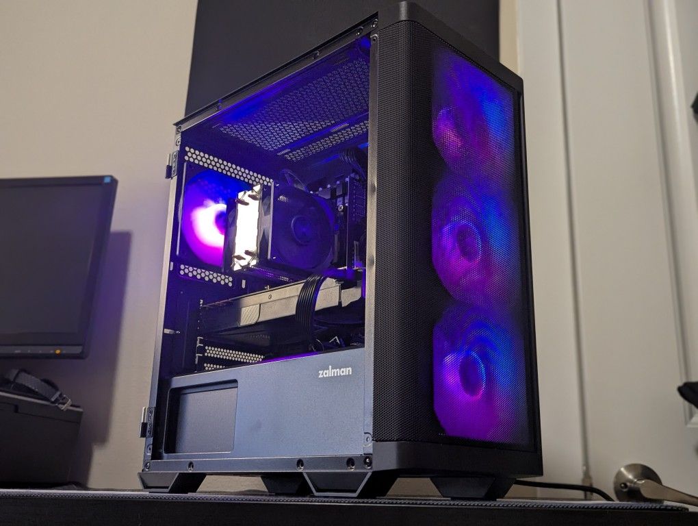 Gaming PC🎮 Nvidia GTX 1070⚪ Intel Xeon ⚪ 16GB RAM ⚪ 512 GB SSD ⚪ ARGB ⚪ MATX