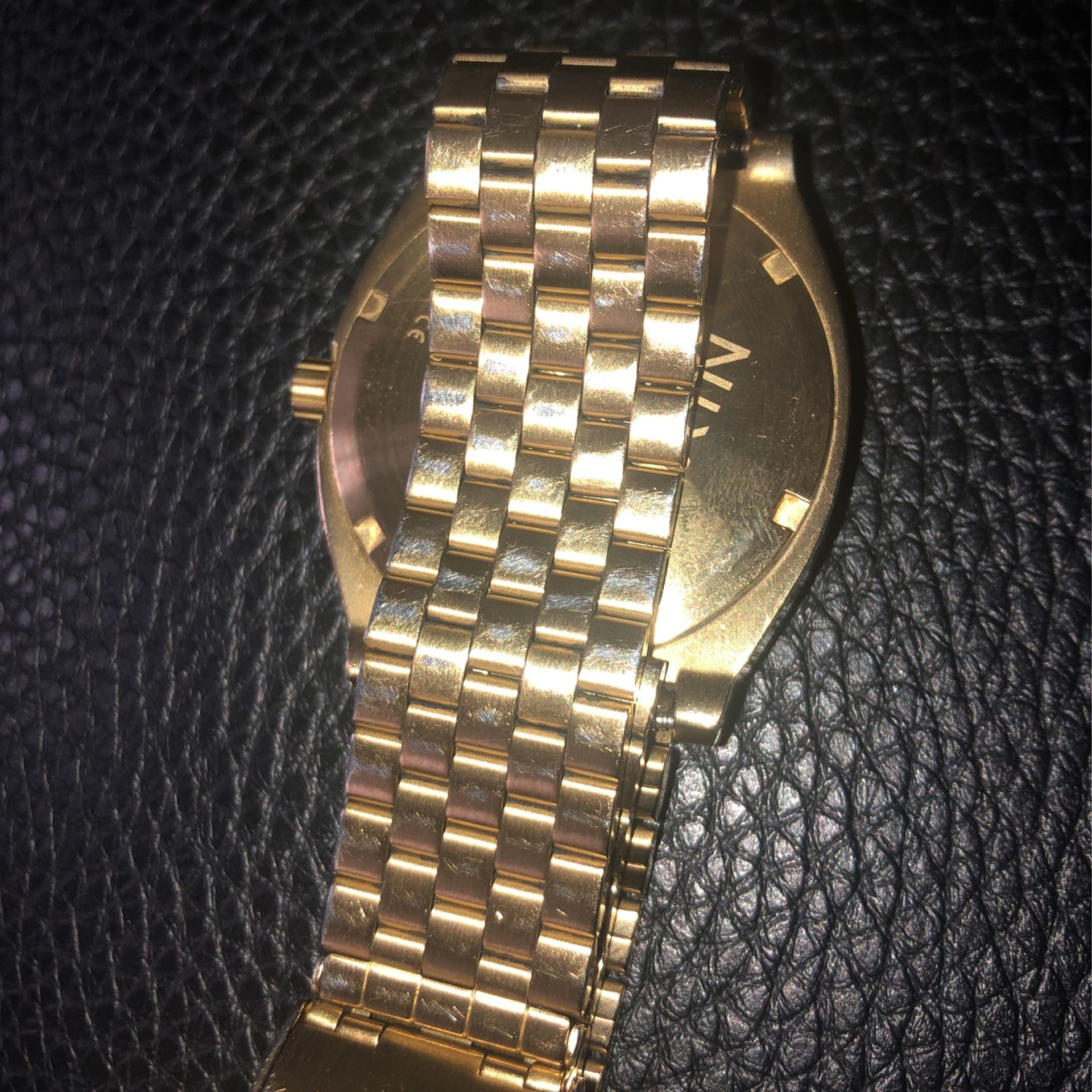 Nixon Watch