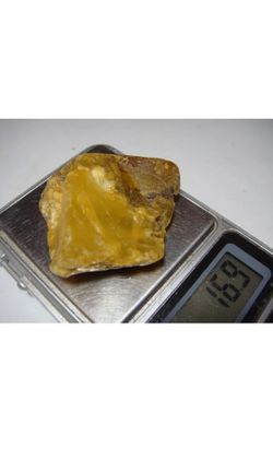100% Natural Baltic Amber Stone 16.9g Egg-yolk Beeswax