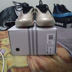 Nike Dunk, James Harden Volume 9,And Converse 