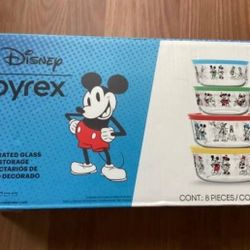 Disney Pyrex 8- Price Glass Food Storage Set 