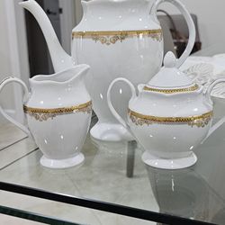 Fine China Tea Or Coffee Sets 