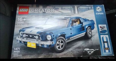 Lego Ford mustang