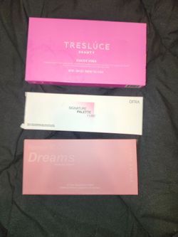 Eyeshadow pallettes