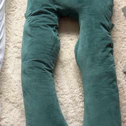 Pregnancy pillow