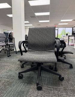 Conference Chair / Office Chairs