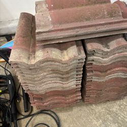 Roof tile