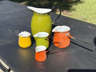 Vintage Mid Century Enamel Cups 