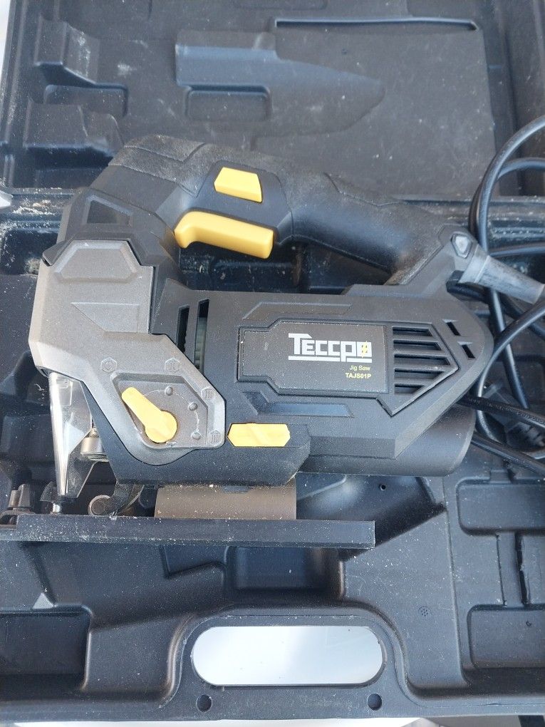 GIGSAW USED ONCE WORKS GREAT