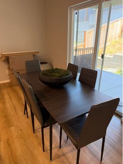Dining table with 6 chairs