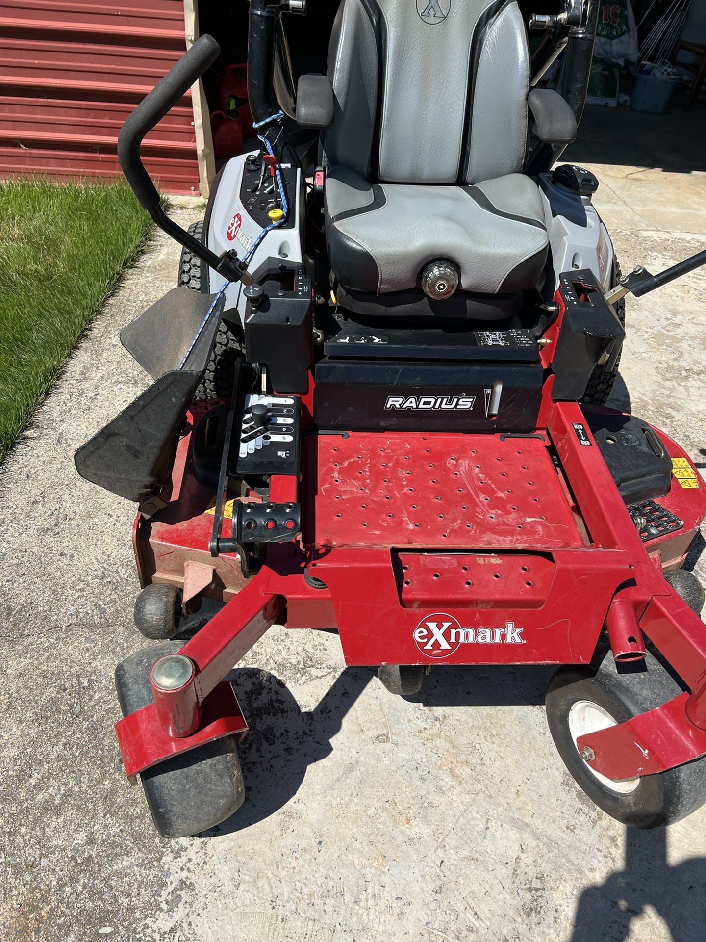 E mark Zero Turn Mower