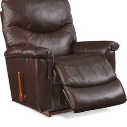 Brand New La-Z-Boy  Leather Recliner