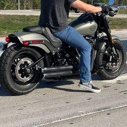 2021 Harley Davidson Fat Bob 114 Deadwood Green 